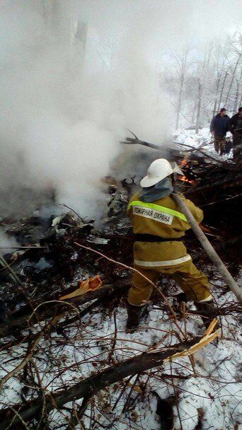В России на жилые дома рухнул пассажирский самолет