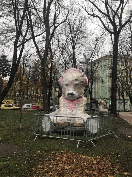 "Мечта Декстера": соцсеть развеселила подготовка Киева к Новому году