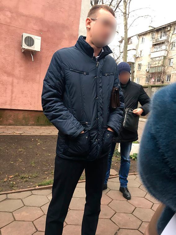 В Одесі розкрили масштабну аферу поліціянтів на 120 тис. доларів