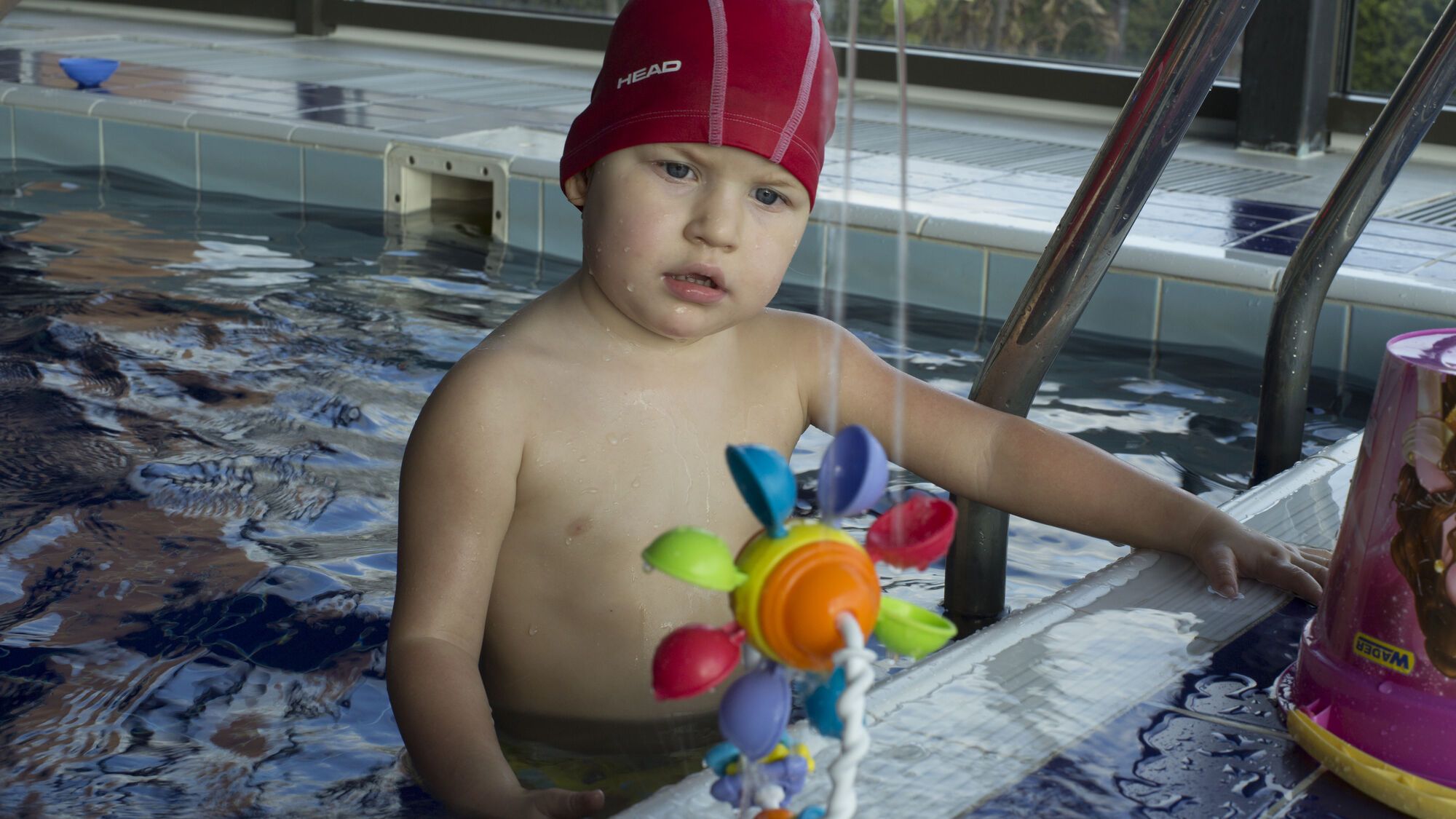 Особенный ребенок – не диагноз: как плавание поставило на ноги маленькую Аню Савчук 