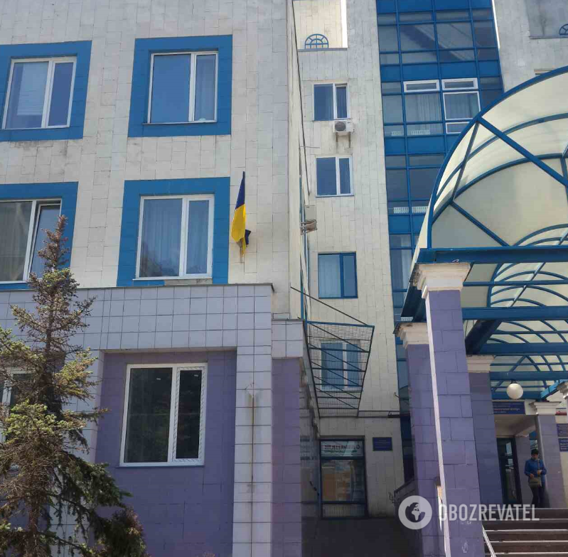Нові вікна в будівлі КДЦ Деснянського району