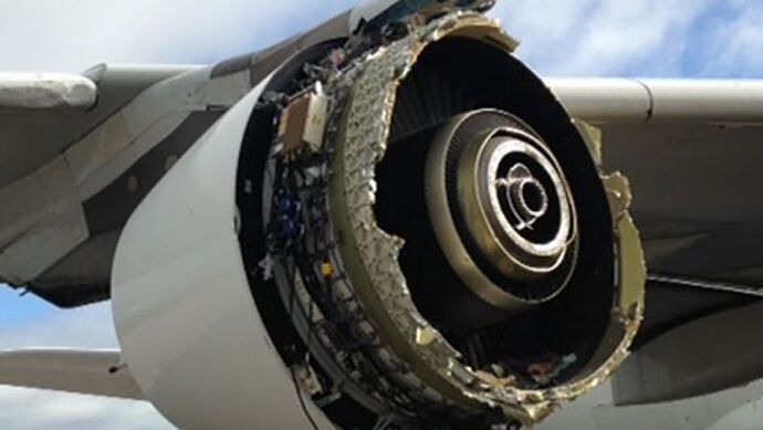 Украинский самолет-гигант спас из "плена" пассажирский Airbus: опубликованы фото