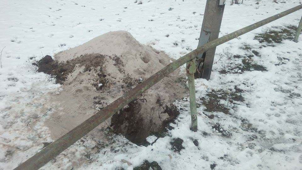 "Хто буде закопувати?" Жителів Києва обурив інцидент біля школи
