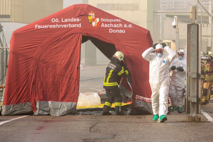  Десятки пострадавших: в Австрии на заводе произошла утечка химикатов