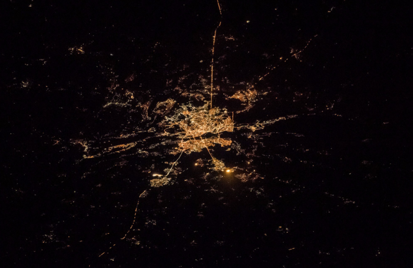 Астронавт NASA заснял Киев из космоса: фантастическое фото