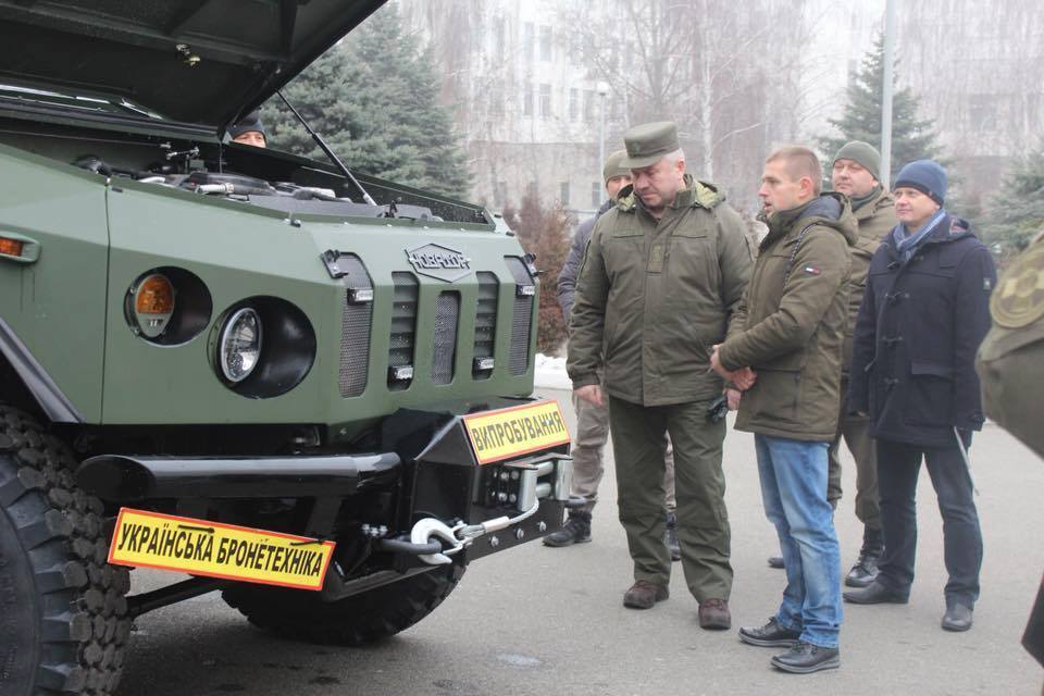 Смерть окупантам: в Україні презентували новий бронеавтомобіль
