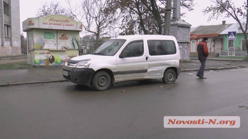 Пытался сбежать, но уснул: в Николаеве пьяный таксист устроил жесткое ДТП