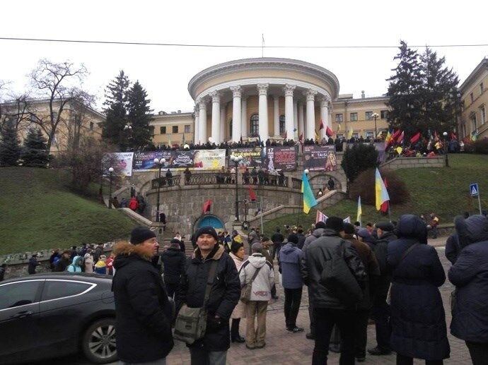 "Еще одна статья": украинцы в ярости из-за штурма детского утренника Саакашвили
