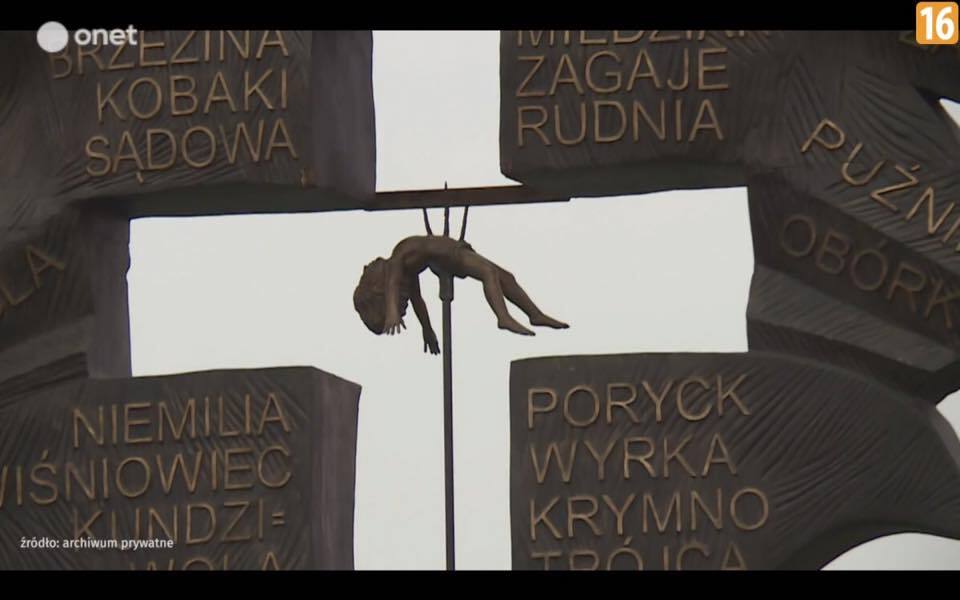 "Розіпнуті немовлята" в Польщі: новий пам'ятник Волинській трагедії шокував соцмережі