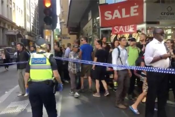 "Люди просто розліталися": в Мельбурні авто врізалося в натовп