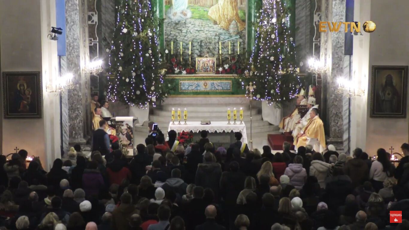 "Христос родился!" Киевские римо-католики встретили Рождество