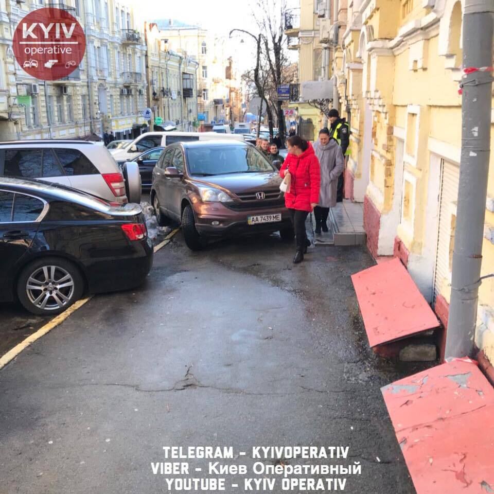 "Носій дефективного гену": мережу підірвала героїня парковки в центрі Києва