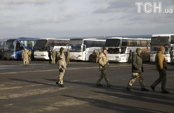 Україна і терористи "ЛДНР" провели наймасштабніший обмін полоненими