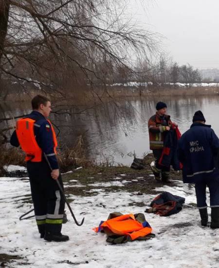 В киевском озере нашли труп женщины