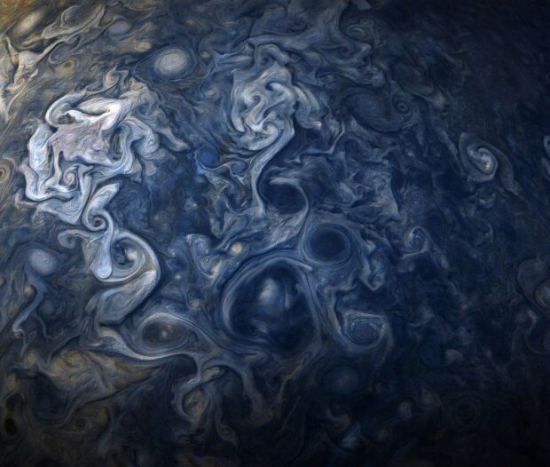 NASA опублікувала знімок хмар на Юпітері, що захоплює подих
