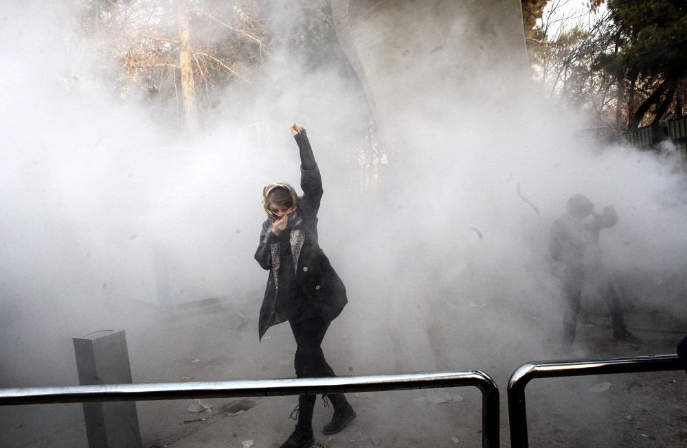 Масові протести в Ірані: з'явилися перші жертви