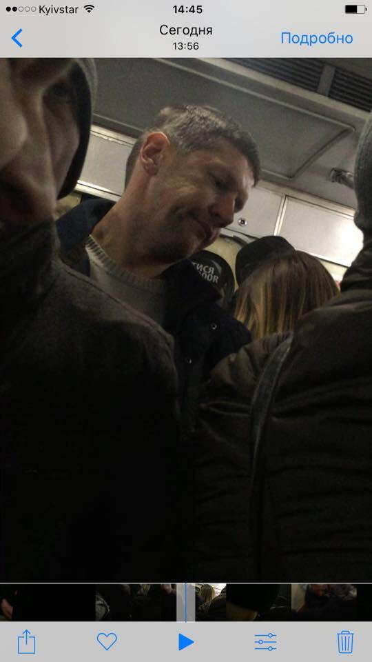 "Настоящий мужчина!" Экс-боец АТО героическим поступком в метро восхитил всю Украину