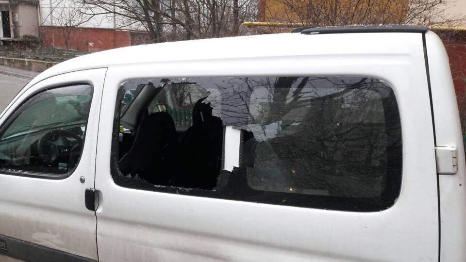   В Киеве обворовали авто известной волонтерки: опубликованы фото