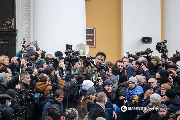 С обысками и угрозами суицида: в Киеве задержали Саакашвили, все подробности