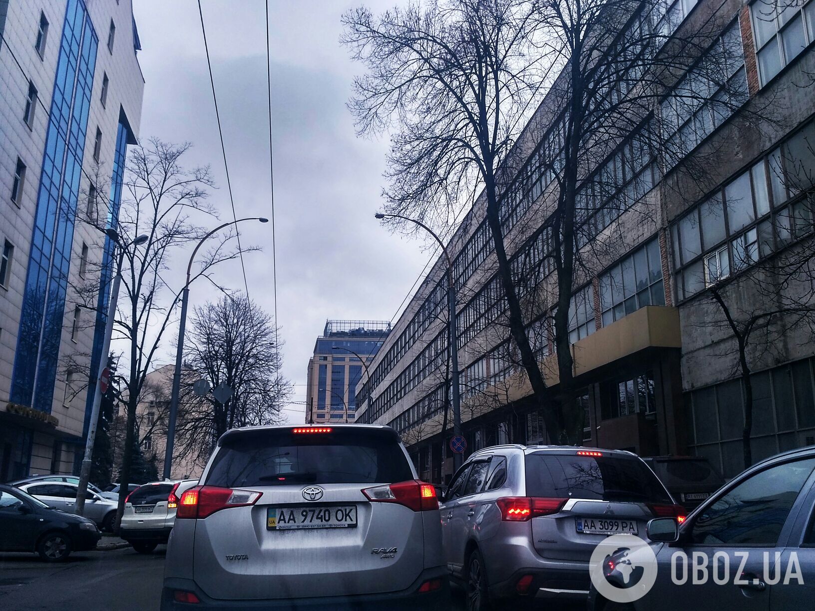 Центр Киева застыл в пробках