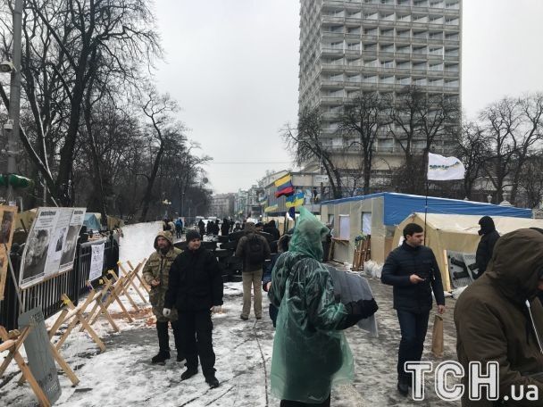 З обшуками і погрозами суїциду: в Києві затримали Саакашвілі, всі подробиці