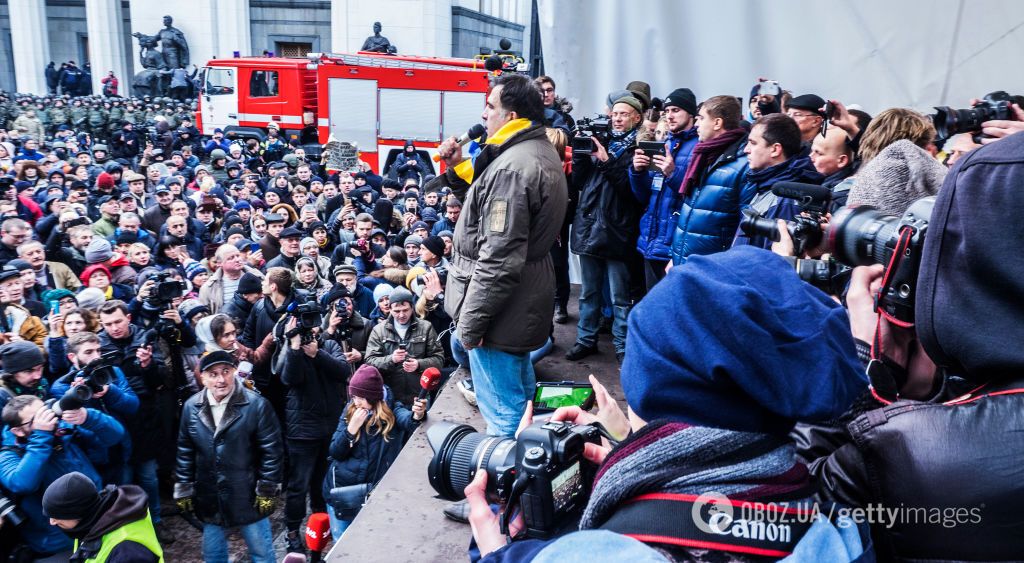 З обшуками і погрозами суїциду: в Києві затримали Саакашвілі, всі подробиці