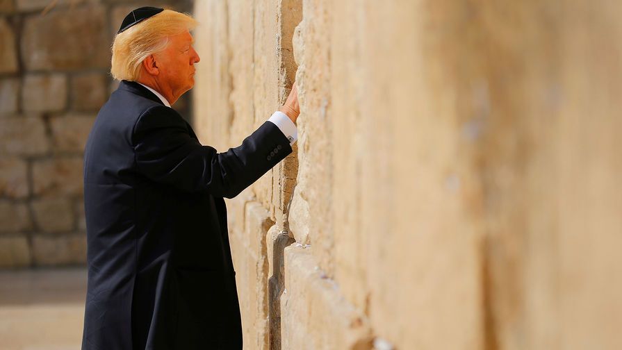 Дональд Трамп біля Стіни Плачу в Єрусалимі, 22 травня 2017 року