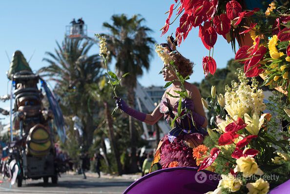 Найкрасивіше свято в світі: яскраві фото карнавалів Ніцци і Венеції