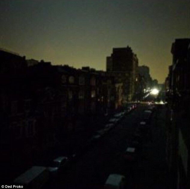 Город погрузился во тьму: появились фото и видео неожиданного блэкаута в Брюсселе