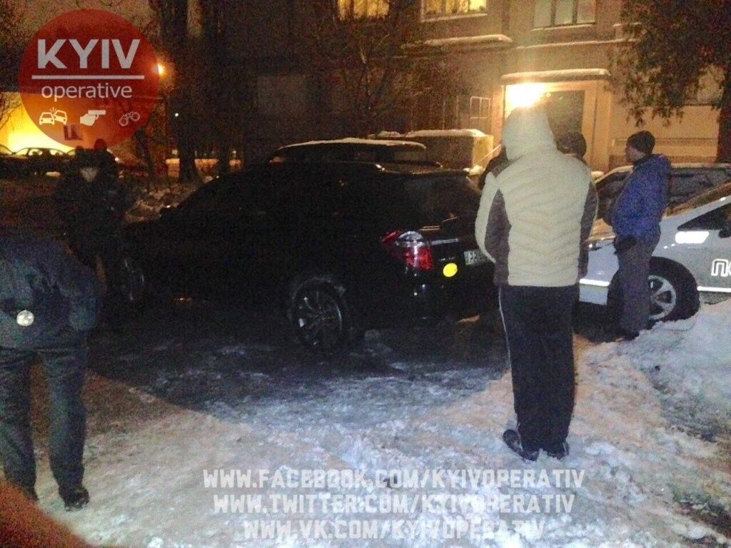 У Києві таксист вистрелив пасажиру в обличчя