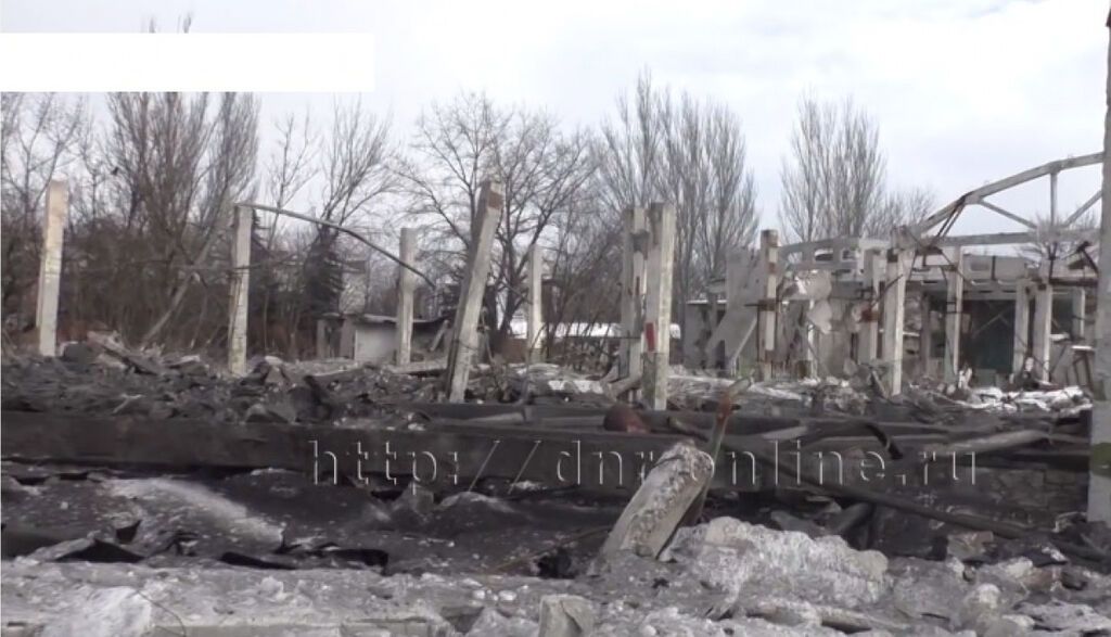Обнародованы кадры с места мощного взрыва в Донецке