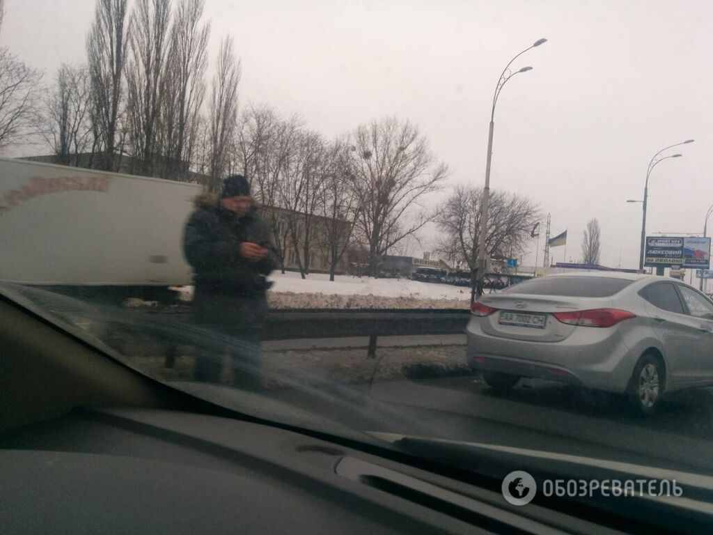 В Киеве произошло масштабное тройное ДТП: опубликованы фото