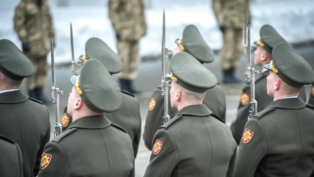 В Киеве простились с легендарным генералом, воевавшим в АТО: опубликованы фото