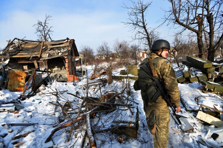 Год держат оборону: журналисты показали жизнь украинских бойцов под Авдеевкой – опубликованы фото