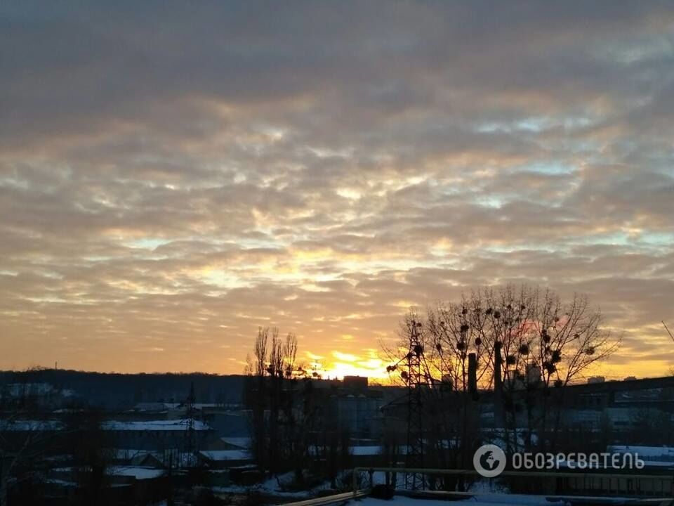 Сказочный закат: киевляне поделились завораживающими фотографиями