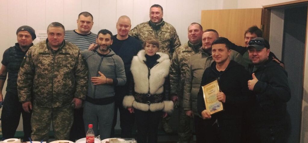 Владимир Зеленский и "Квартал 95" побывали в Луганской области