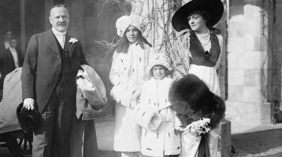 Проклятие Тутанхамона: что стало с людьми, открывшими гробницу фараона