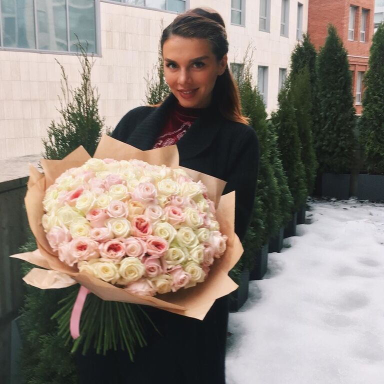 Беременная Анна Седокова выходит замуж за 25-летнего бизнесмена из Москвы