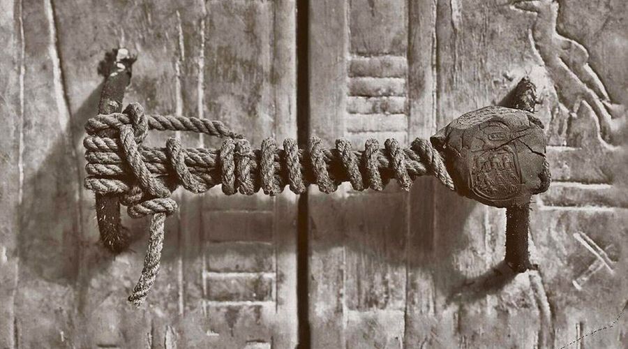 Проклятие Тутанхамона: что стало с людьми, открывшими гробницу фараона