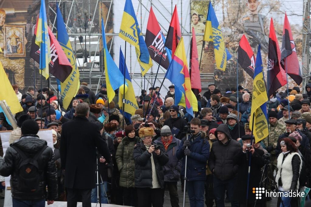 Третя річниця розстрілів: у Києві вшанували пам'ять Героїв Небесної Сотні