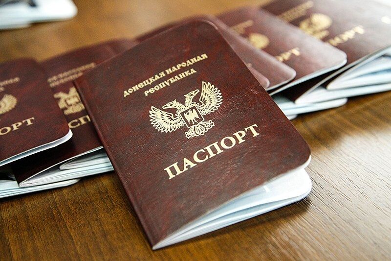 "Не надейтесь": в России расставили точки над "i" по "паспортам Л/ДНР"