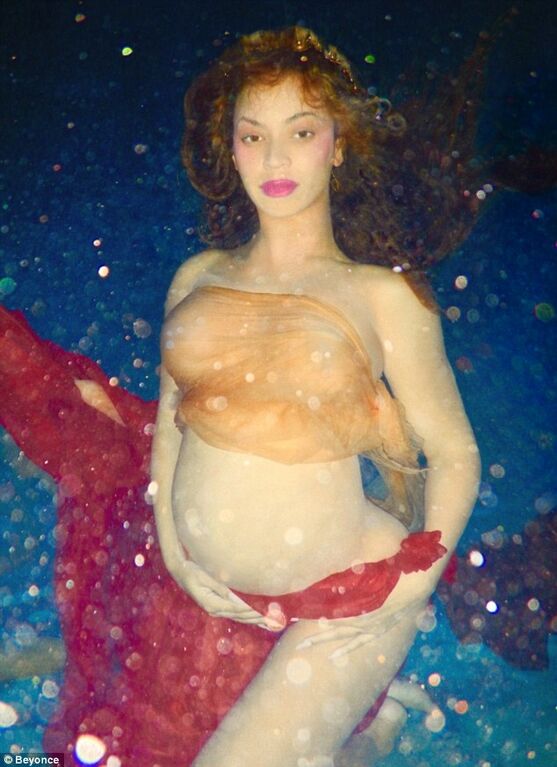 "У мене є три серця": вагітна Бейонсе продовжує дивувати новими фотографіями