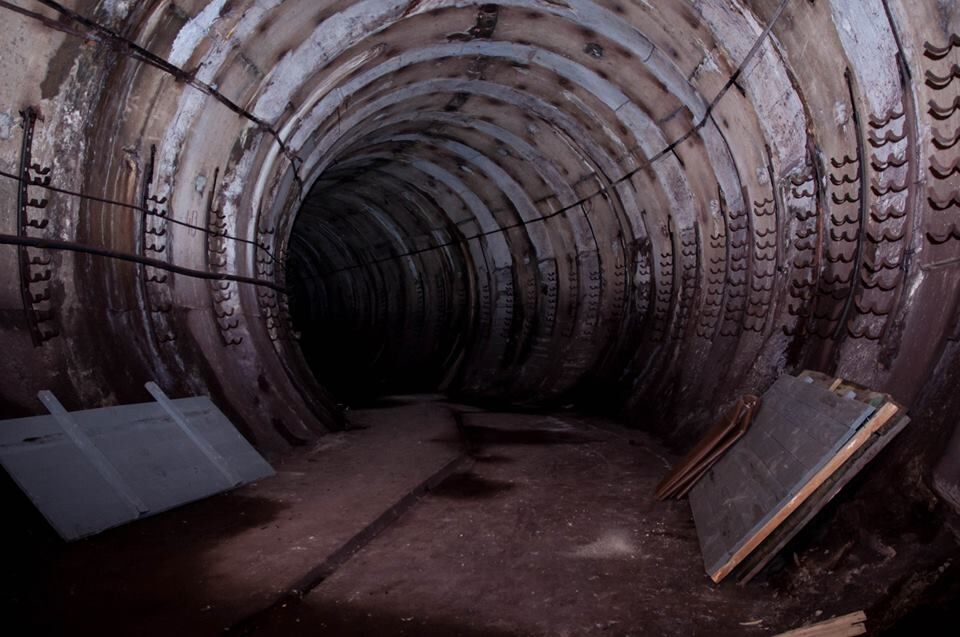 В соцсети появились впечатляющие фото из туннелей киевского метро 