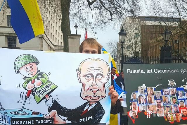 Більше санкцій: у Лондоні вибухнув антипутінський "Євромайдан"