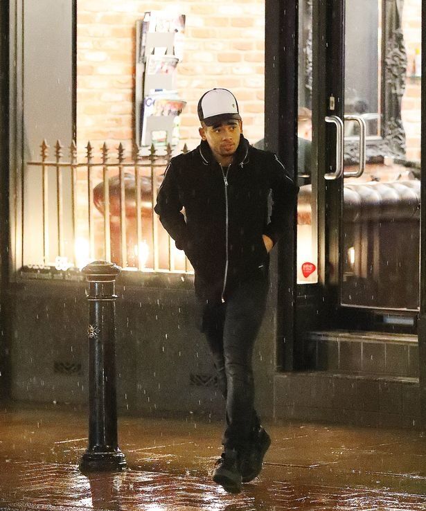 Футболист английского гранда эпатировал публику глупейшим поступком: опубликованы фото