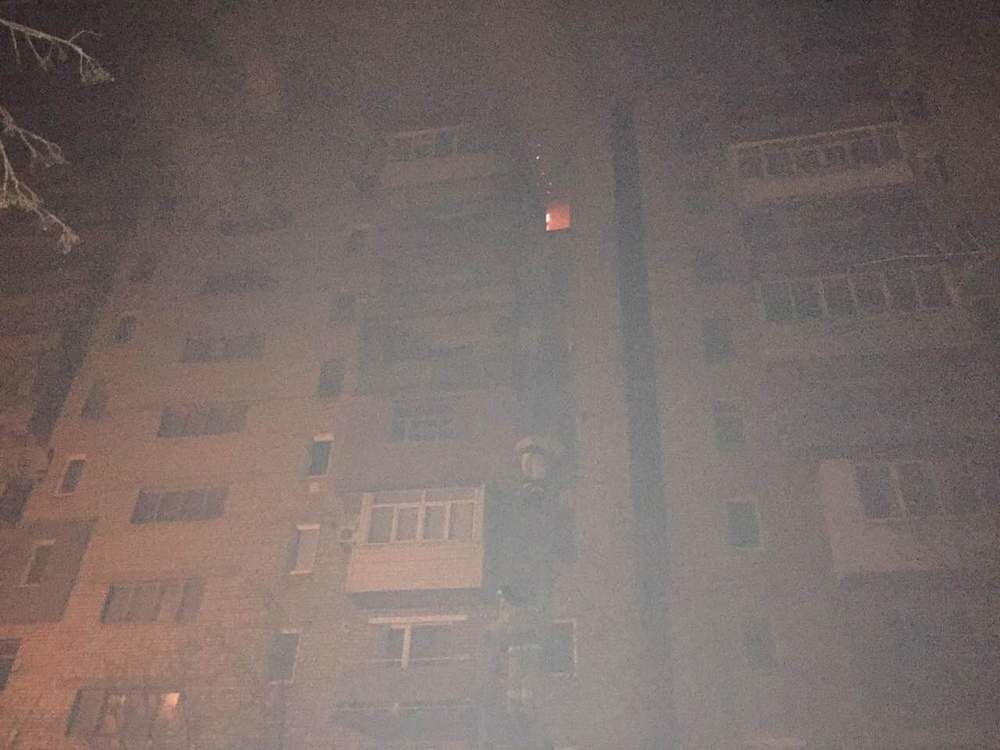 В Стаханове взорвался многоэтажный дом: погибла женщина