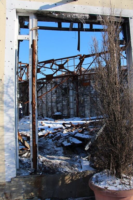 "Гатять з усього, що існує": бійці АТО показали фотодокази обстрілів із забороненої зброї