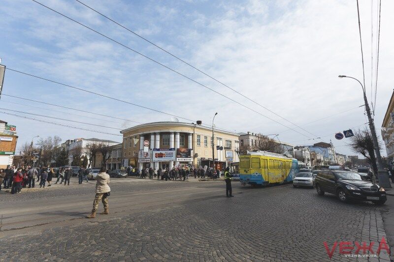 Протести в Вінниці і жорстоке вбивство на Черкащині: найгарячіші новини регіонів України