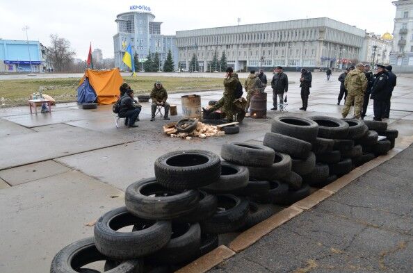 "Сестра Януковича" и новые потери Сбербанка: самые горячие новости регионов Украины