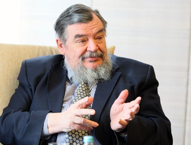 Вашою наївністю користаються, тому Україну і хочуть "зачинити у селі" - Ерік Райнерт